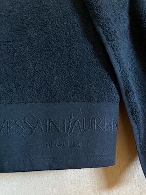 Yves Saint Laurent Black Embroidered Logo Towels